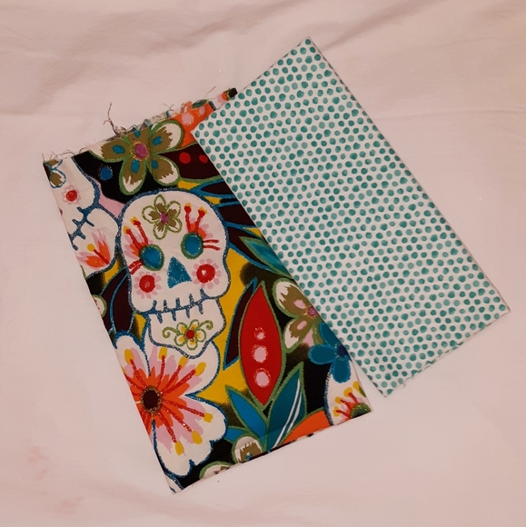 CUSTOM Women's Mask Fabric Options - Picture 6 of 9